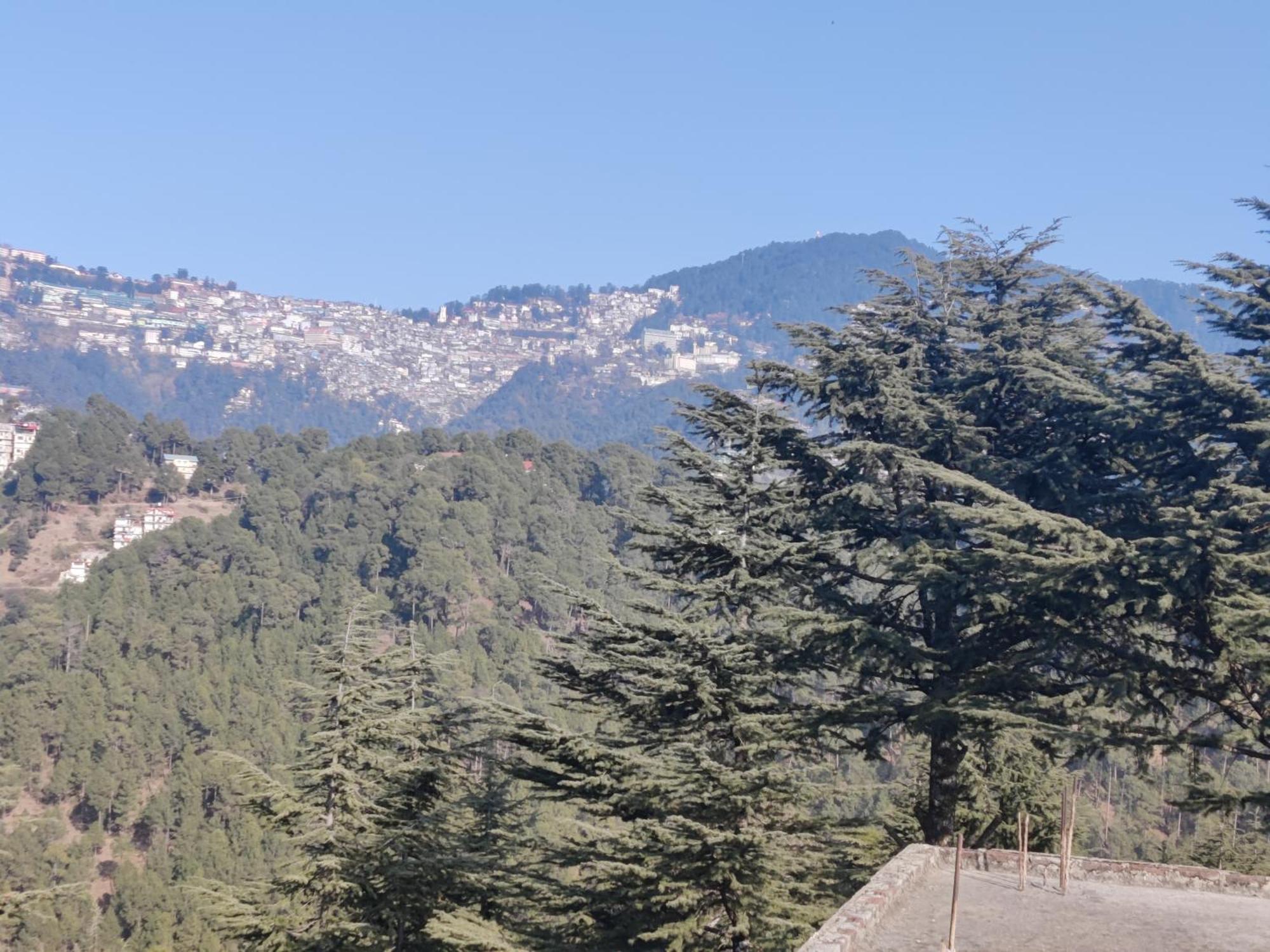 Shimla Hills Apartments 2Bhk Quarto foto